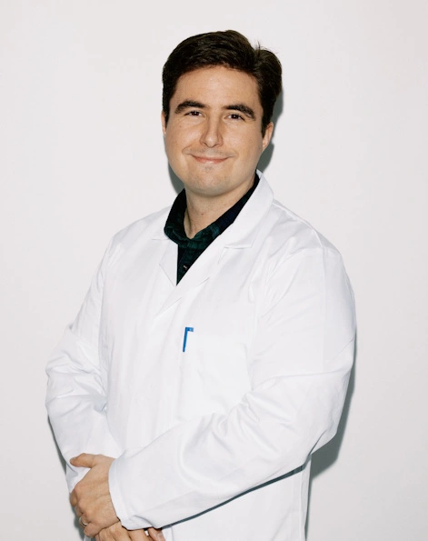 Dr. Konrad Miller